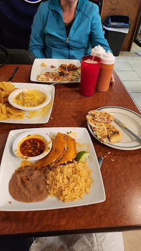 Los Primos Restaurant and Bar Menu image 9